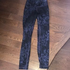Lululemon luxtreme wunder unders 6